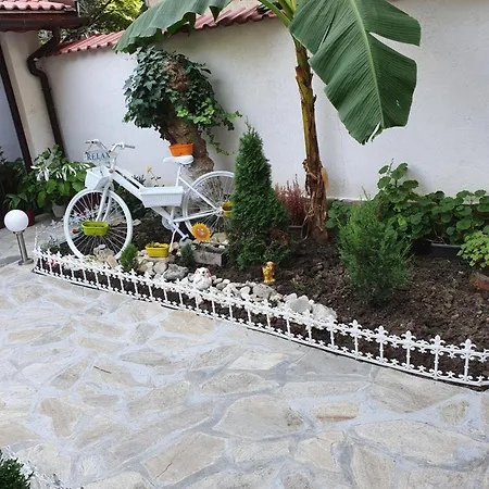 Relax 1&2 Варна